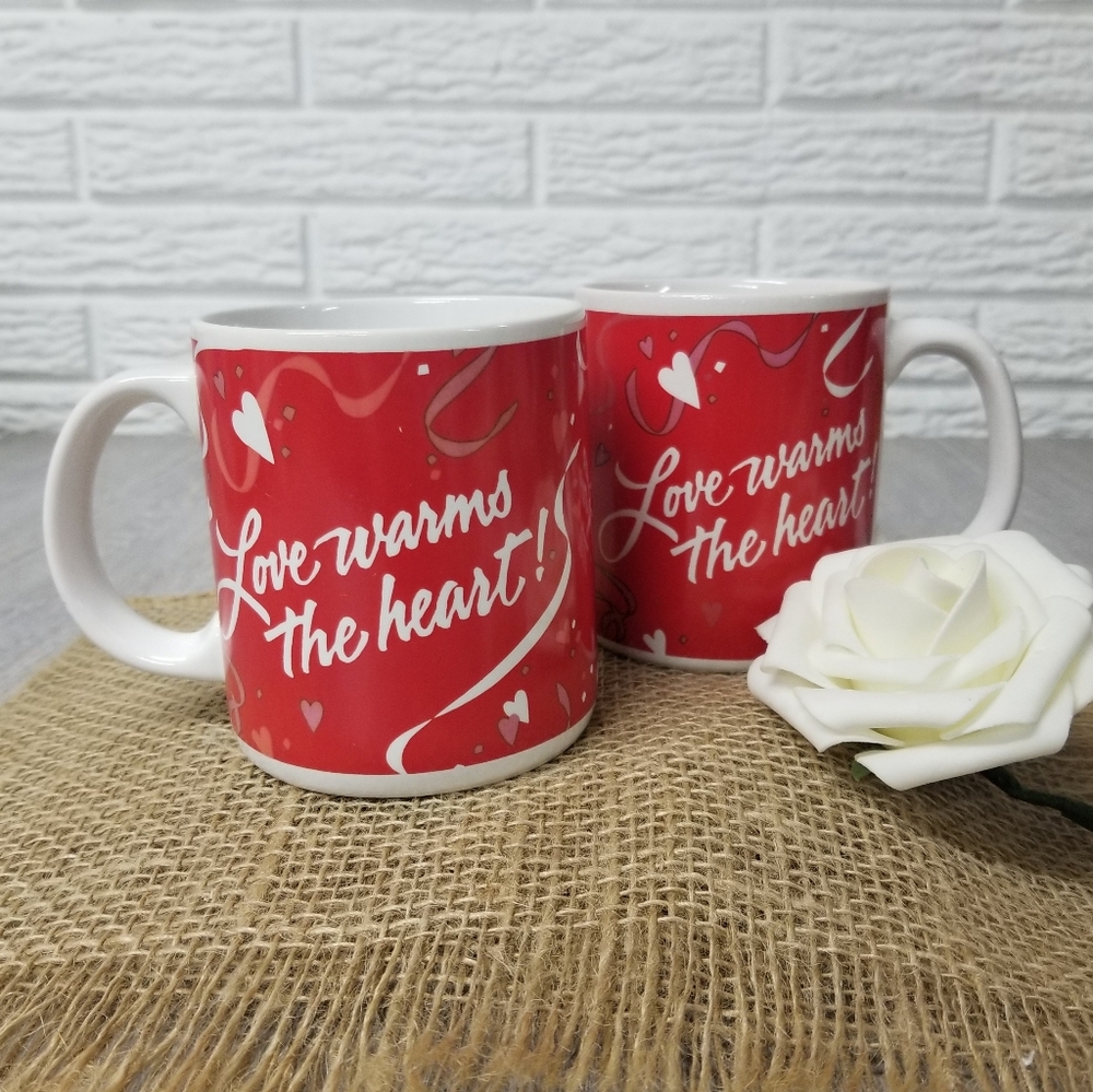 Set Of 2 Vintage American Greeting Mugs